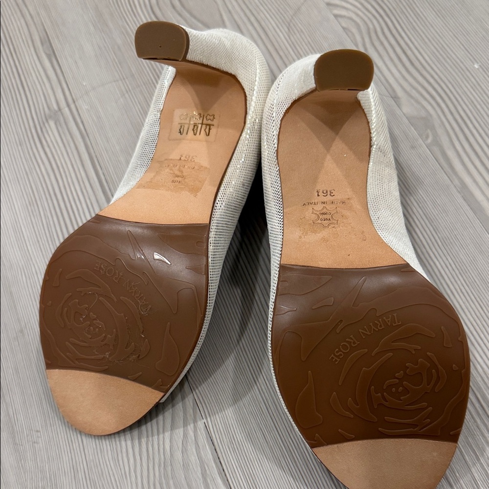 Taryn Rose Cream Peep Toe Heels - Picture 3 of 8